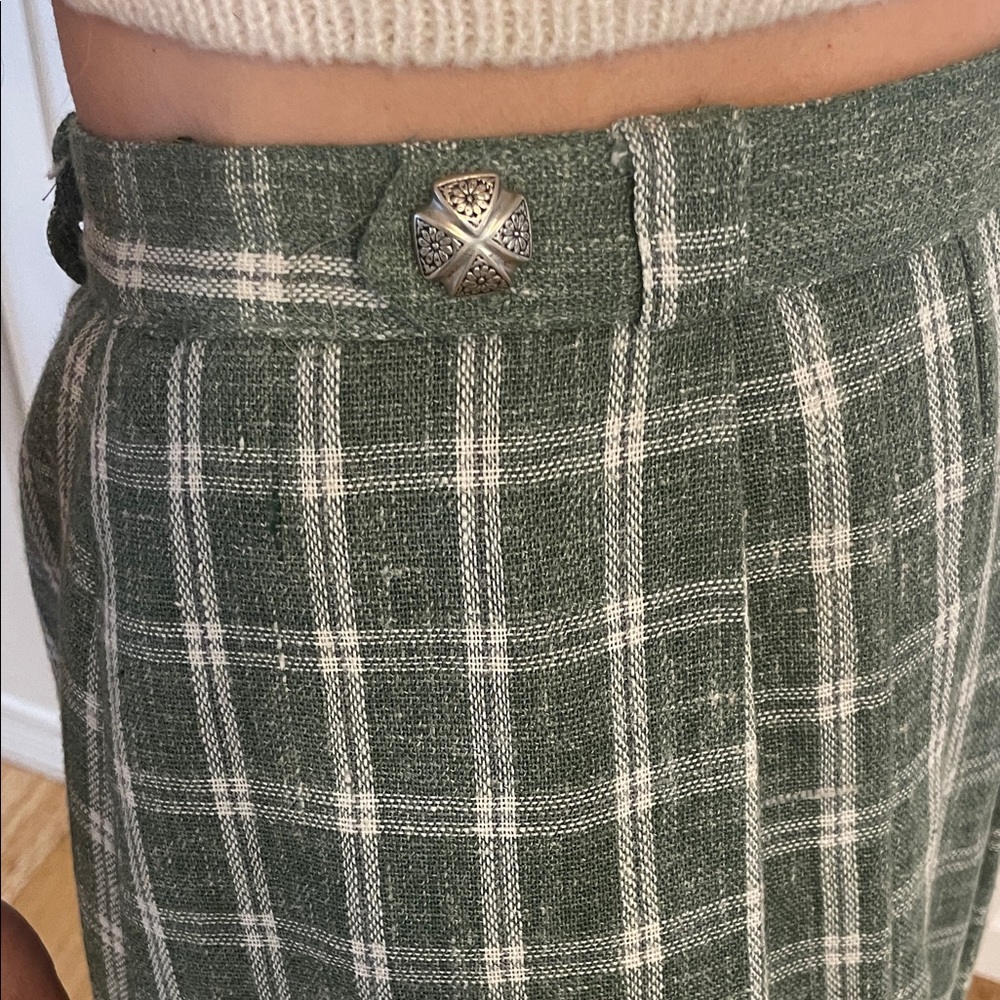 Elegant Green Plaid A-Line Skirt - Picture 2 of 4